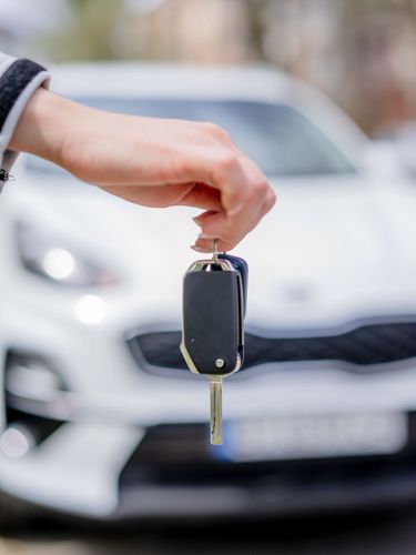Car rental services with Thecheapflightsfares.com
